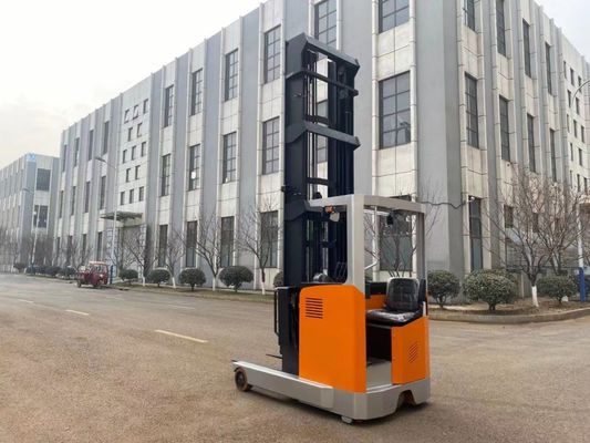 RatedLoad Capacity 2000kg Forward Moving Forklift Lifting Height 10000mm Fork Length 1070mm