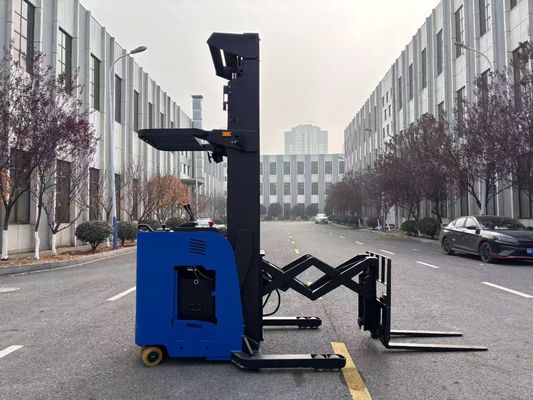 Double Forward Reach Electric Forklift  Lifting Height 7 Meters