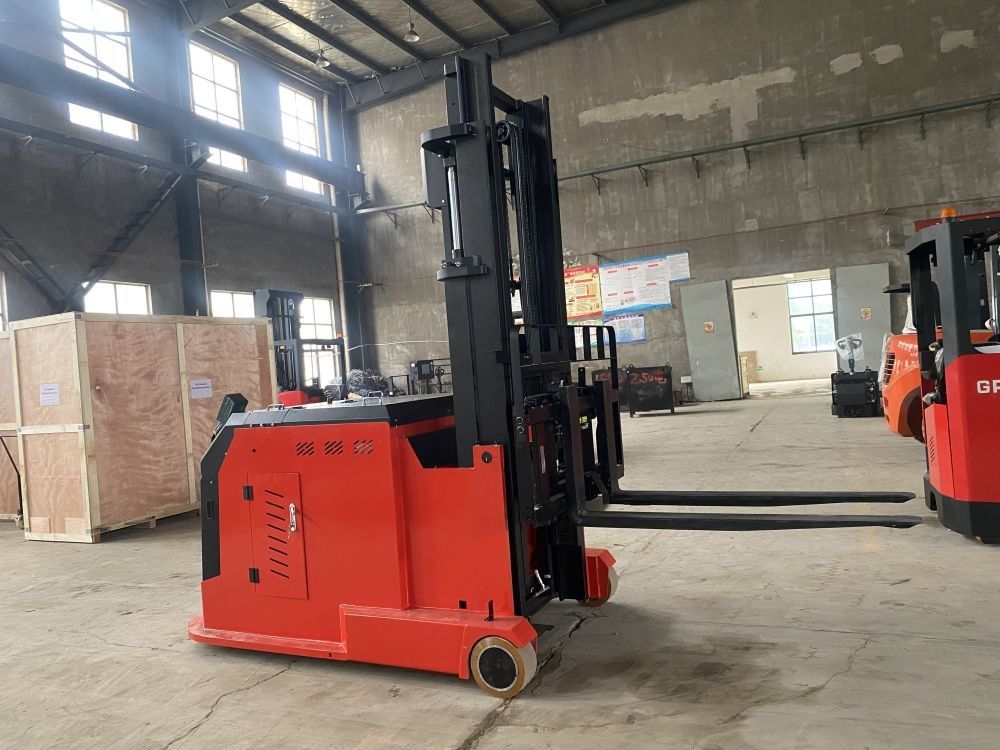 5.5 km/h Travel Speed 3 Way Electric Pallet Stacker with Lever Operation Brake Mode