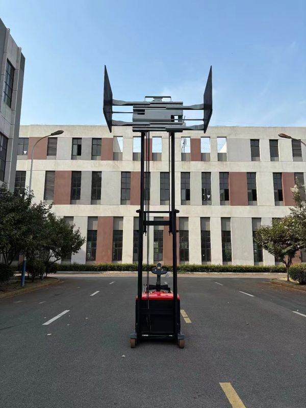 Lithium Battery Electric Forklift Truck with 4000 Kg Max.Lifting Height and 25.6V160AH