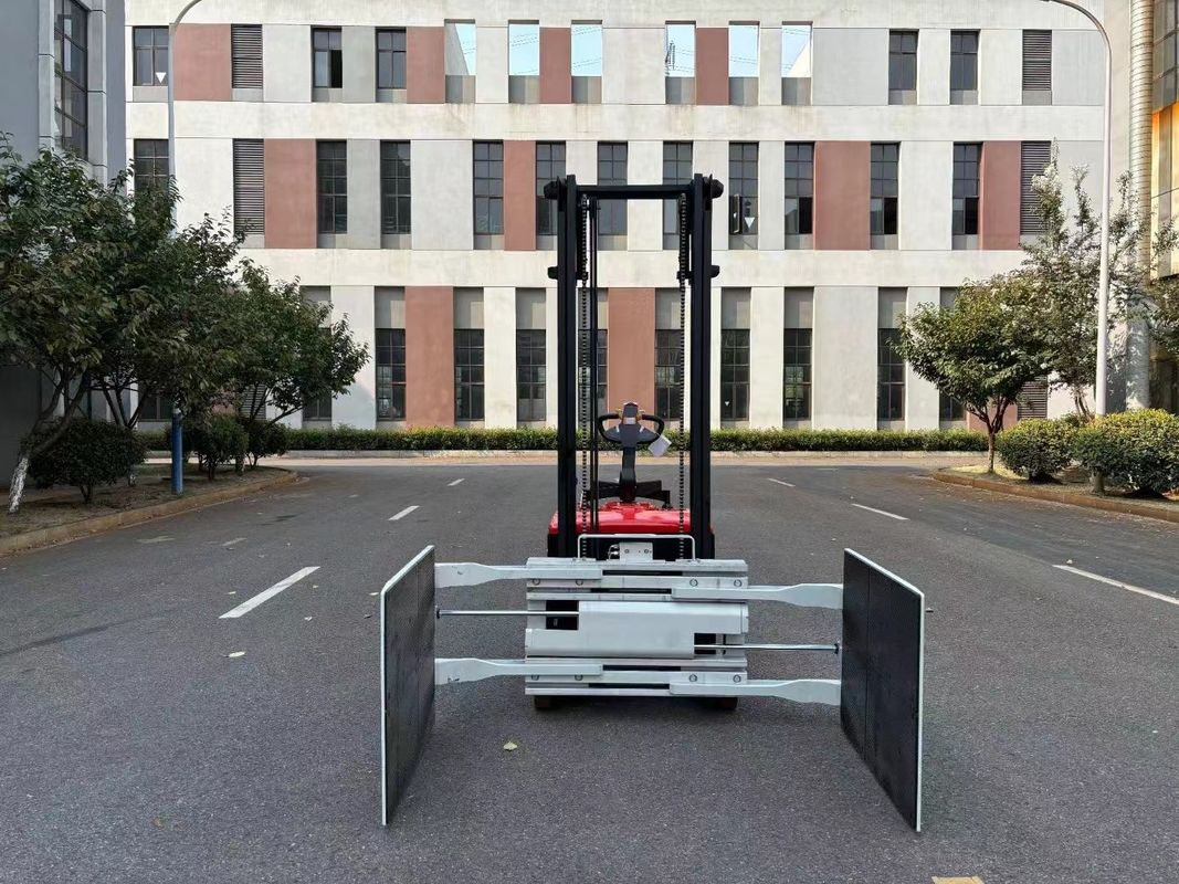 Lithium Battery Electric Forklift Truck with 4000 Kg Max.Lifting Height and 25.6V160AH