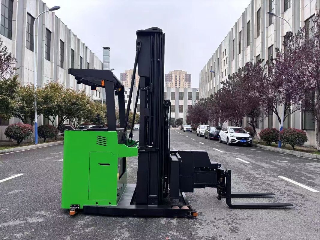 1900 mm Overall Length 3 Ways Direction Electric Forklift with Lever Operation Brake Mode