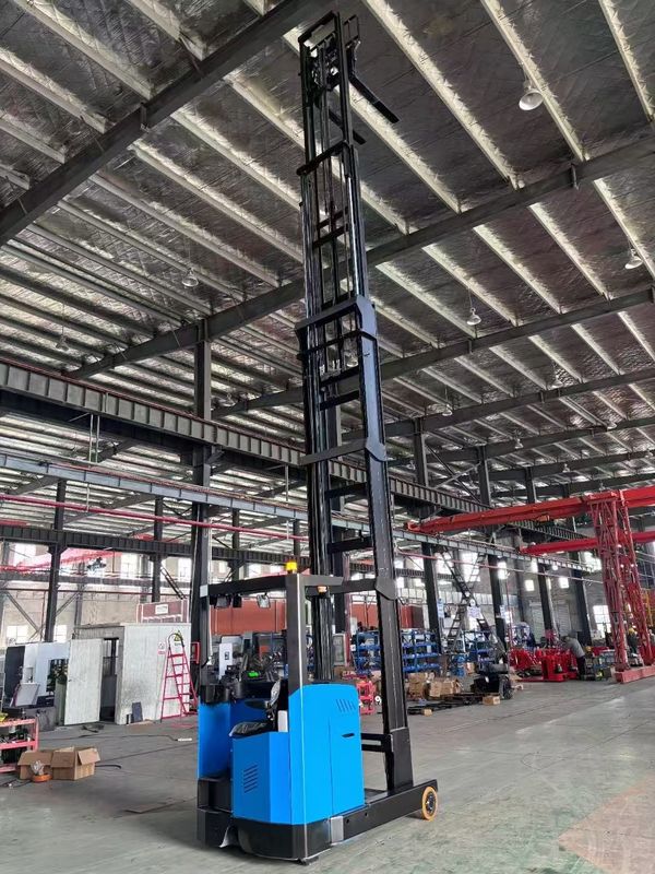 2 Ton Electric Forklift Pallet Stacker With 48V500AH Power Supply And Forward Moving Capabilit