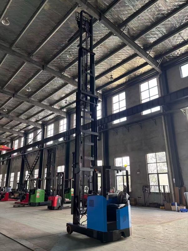 2 Ton Electric Forklift Pallet Stacker With 48V500AH Power Supply And Forward Moving Capabilit