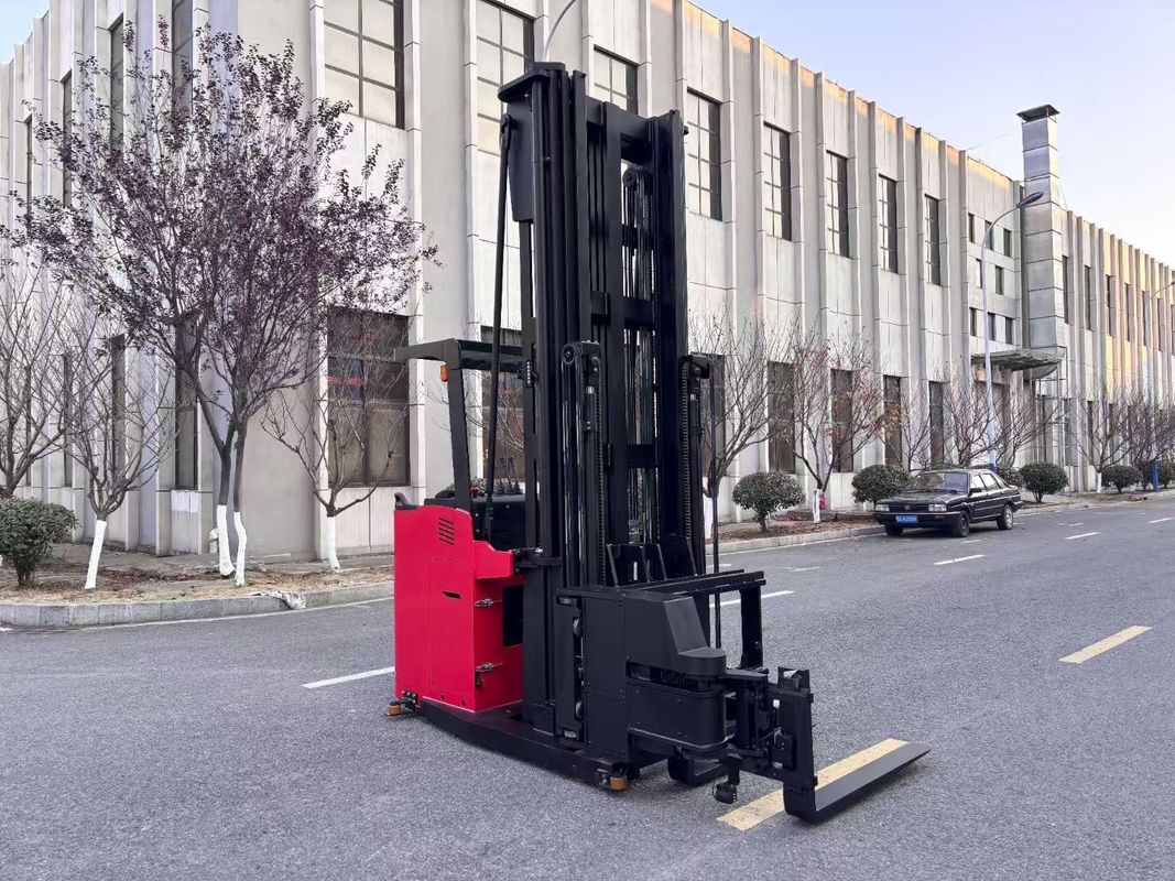 Three-way Electric Forklift  Fork Rotated Left and Right Rated Weight 1500 KG