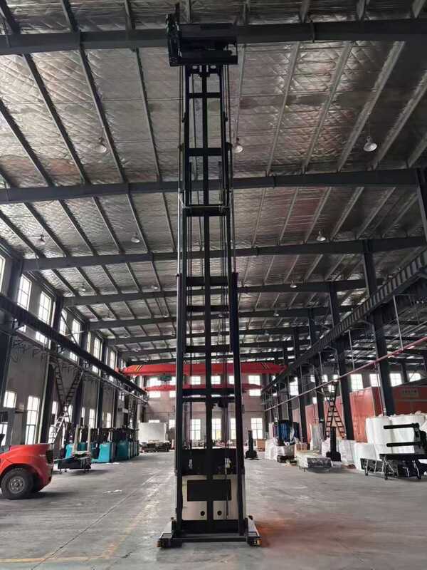 Three-way Forklift, For Warehouses/etc., 1500kg + 10m Capability